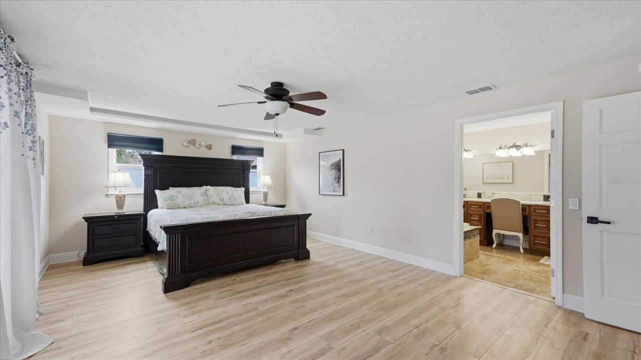 15127 Pennington Road, Tampa, FL 33624 Photo