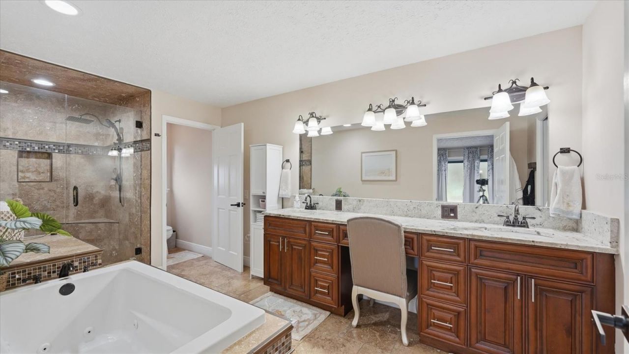 15127 Pennington Road, Tampa, FL 33624 Photo