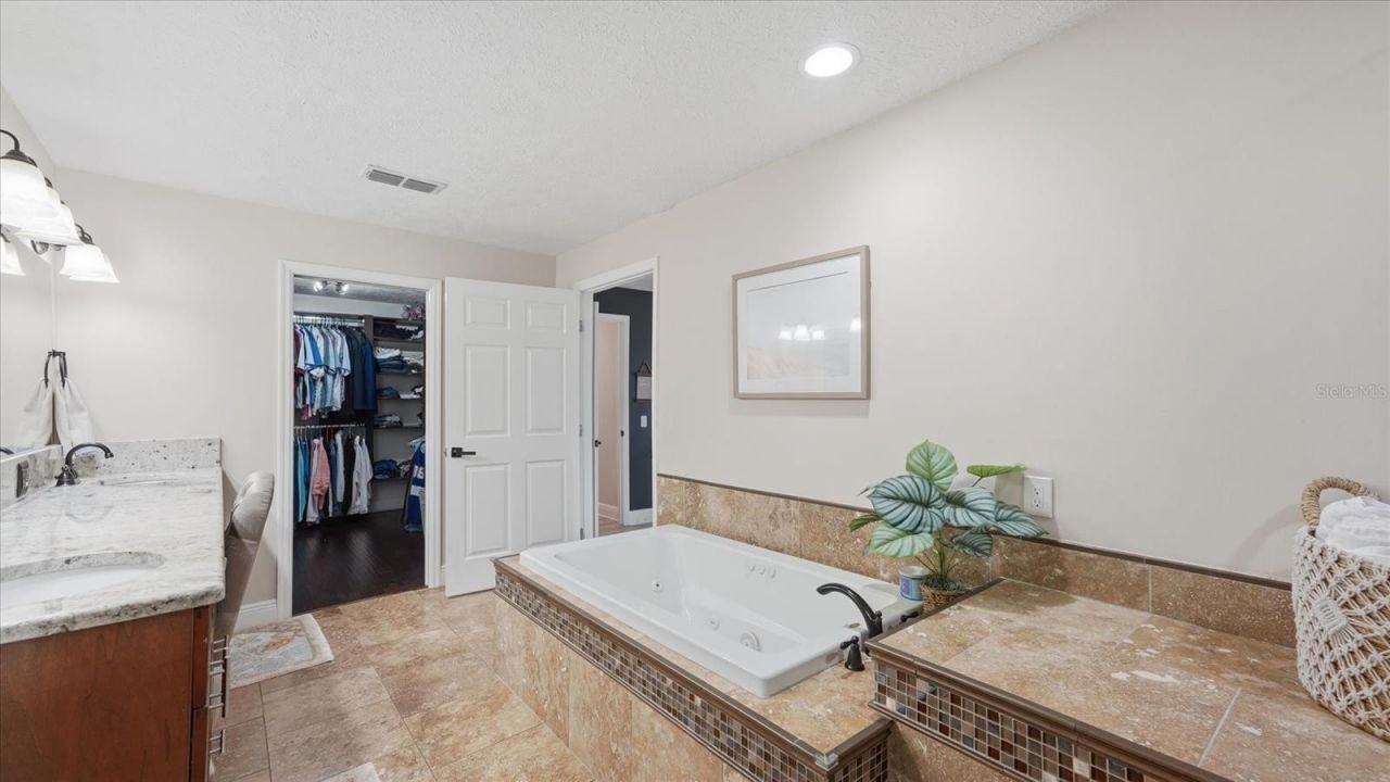 15127 Pennington Road, Tampa, FL 33624 Photo
