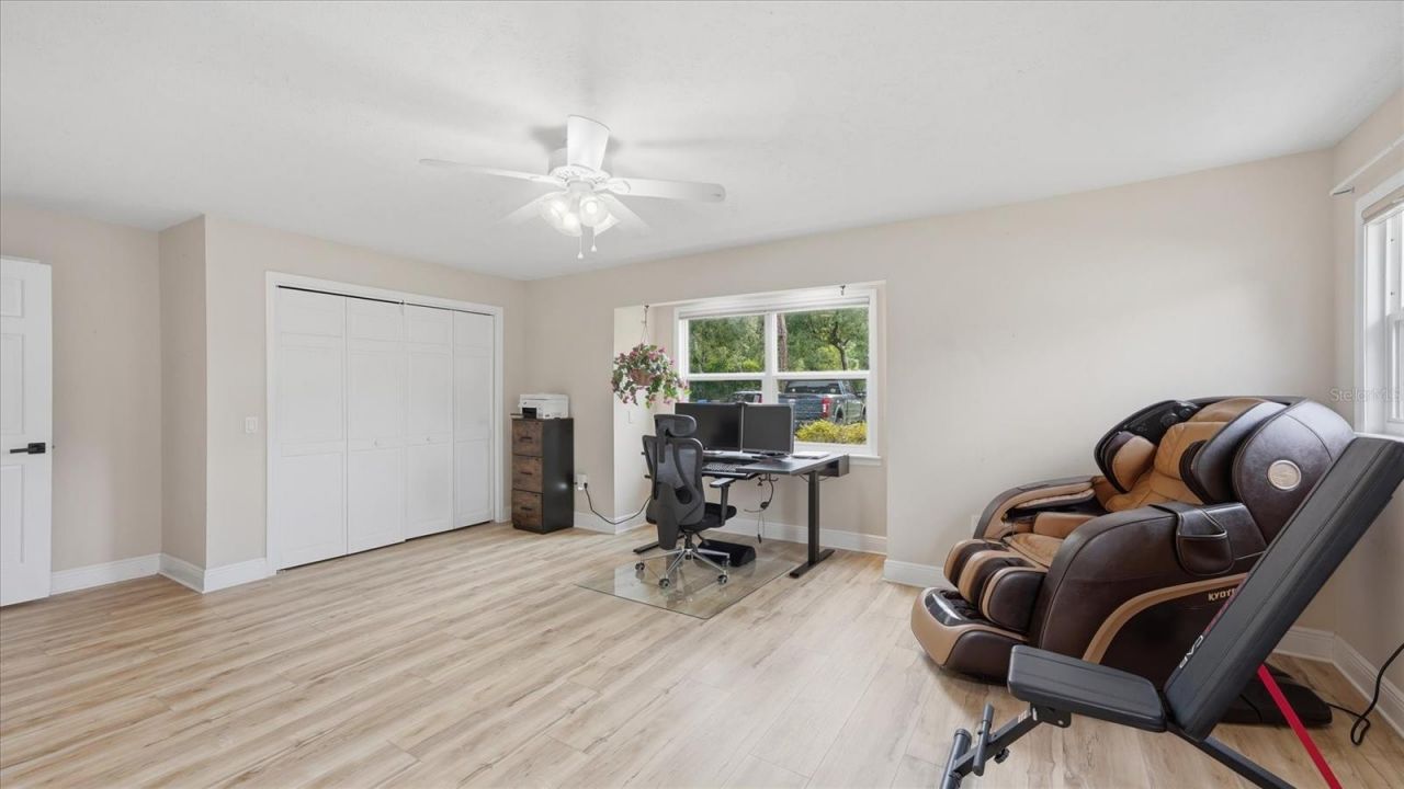 15127 Pennington Road, Tampa, FL 33624 Photo