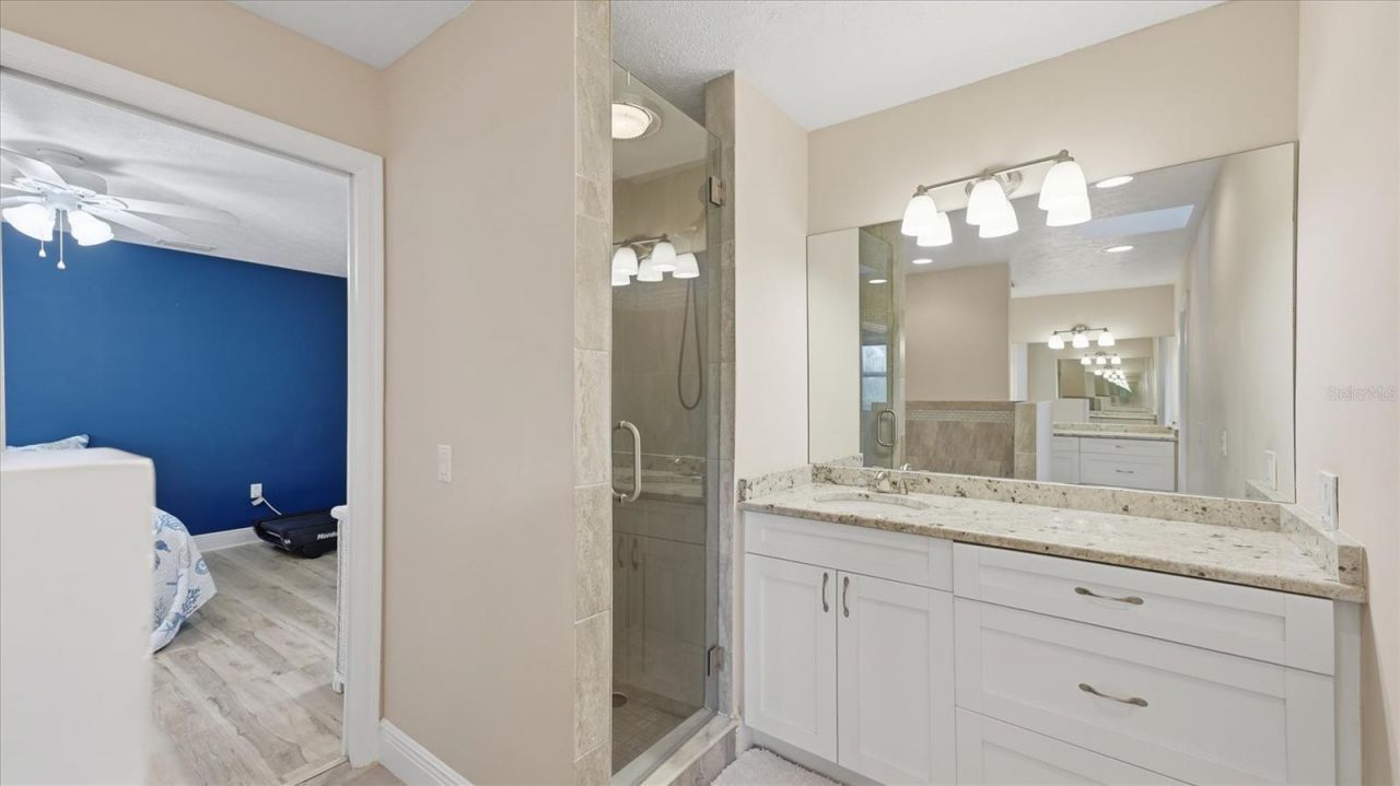 15127 Pennington Road, Tampa, FL 33624 Photo
