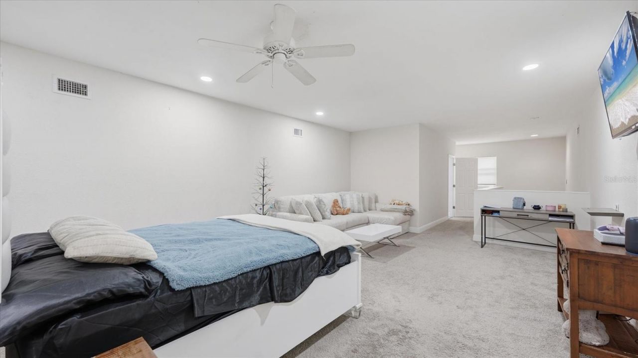 15127 Pennington Road, Tampa, FL 33624 Photo