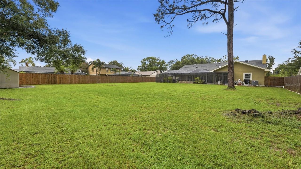 15127 Pennington Road, Tampa, FL 33624 Photo