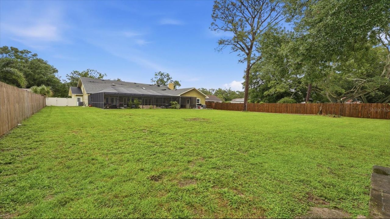 15127 Pennington Road, Tampa, FL 33624 Photo