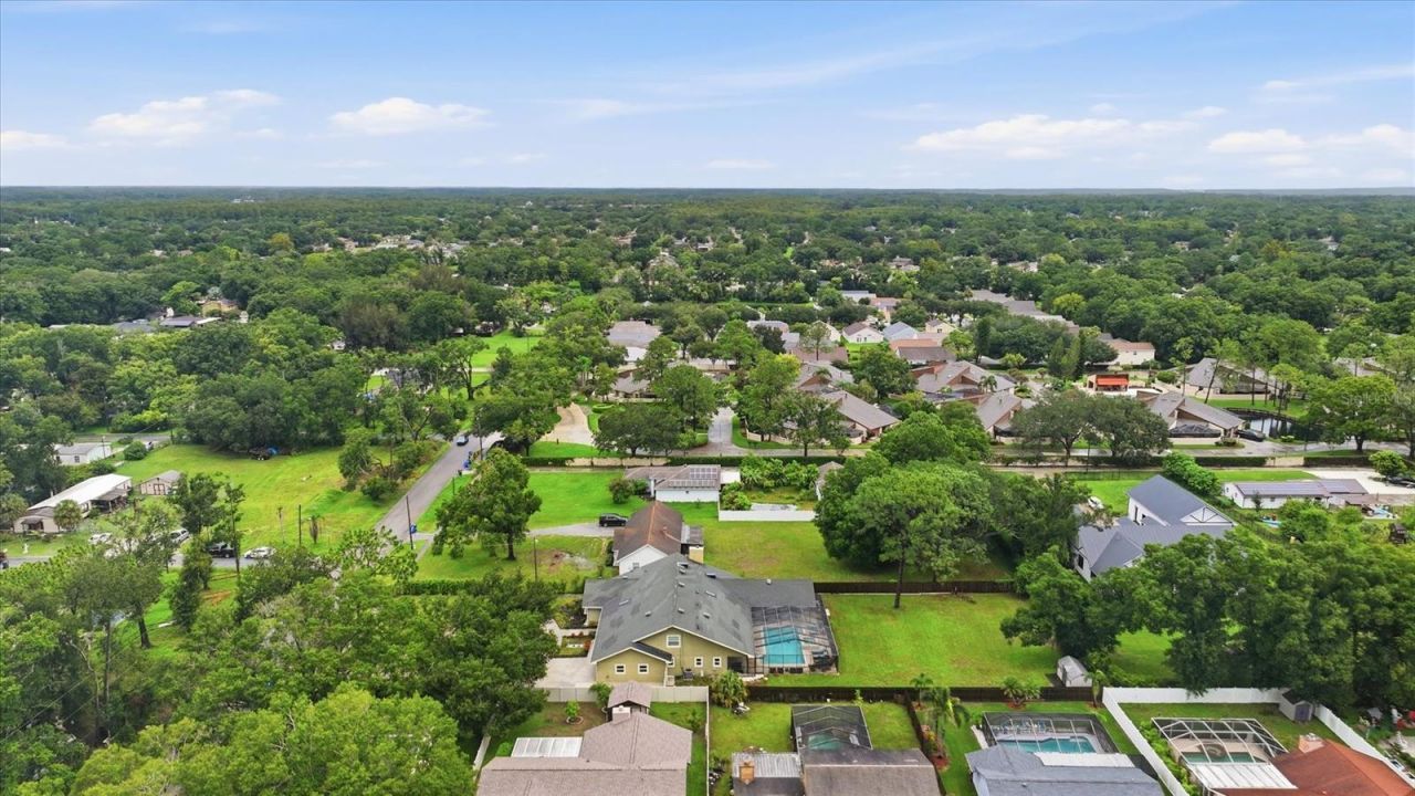 15127 Pennington Road, Tampa, FL 33624 Photo