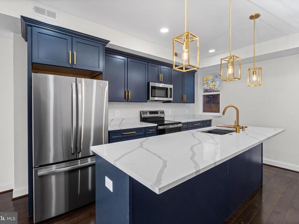530 N CARROLLTON AVENUE, BALTIMORE, MD 21223