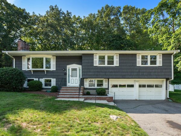 117 Albemarle Road, Norwood, MA 02062