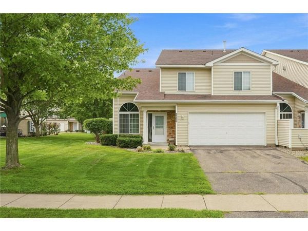 2206 Foxglove Way, Hudson, WI 54016