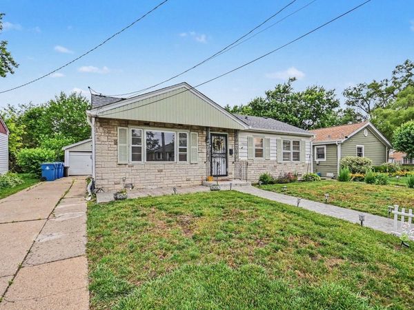 14806 Lawndale Avenue , Midlothian, IL 60445