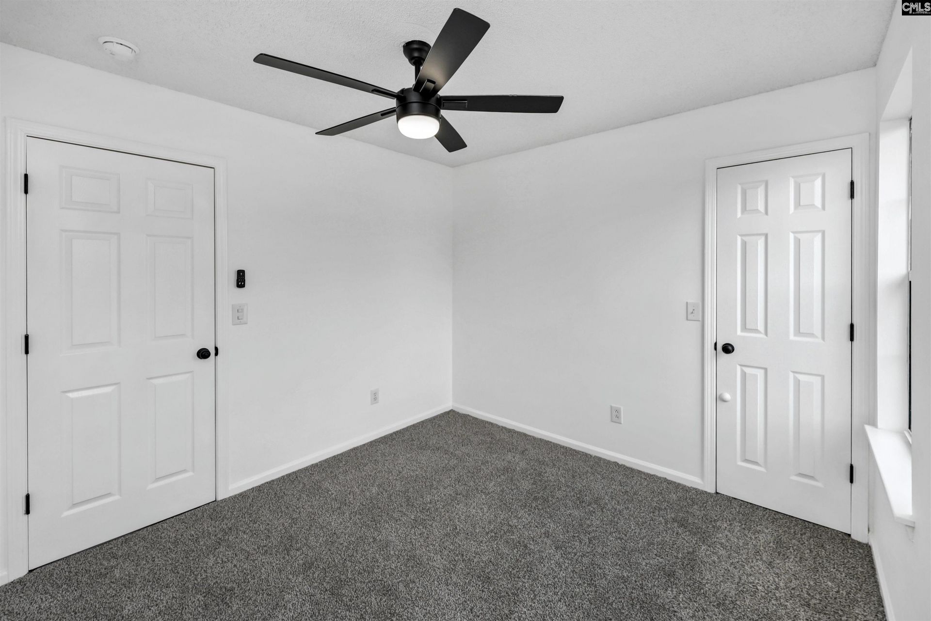106 Royal Crest Drive Photo 16