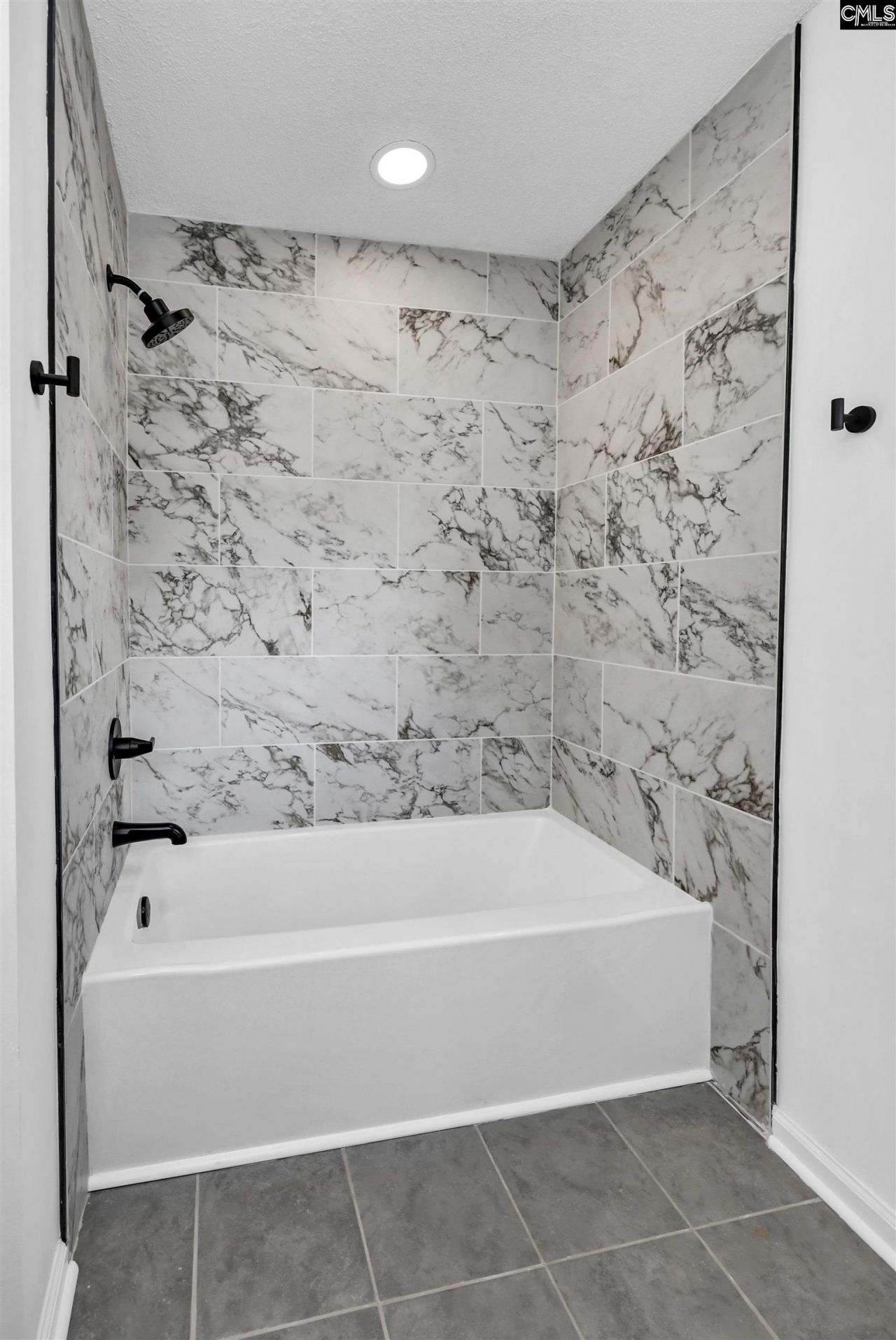 106 Royal Crest Drive Photo 26
