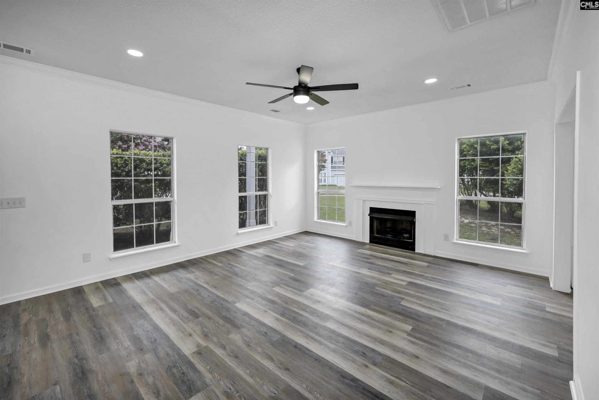 106 Royal Crest Drive Photo 29