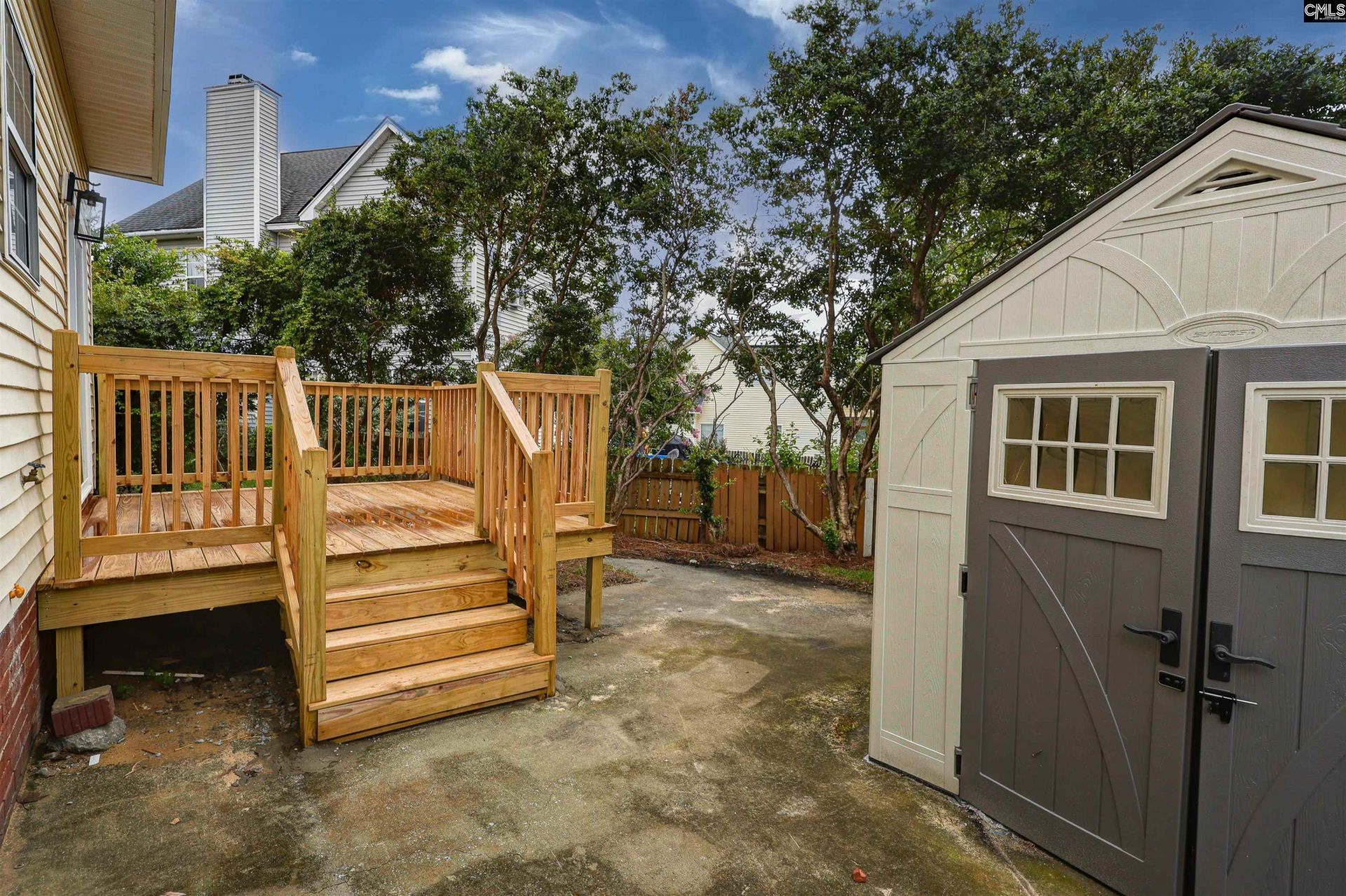 106 Royal Crest Drive Photo 34
