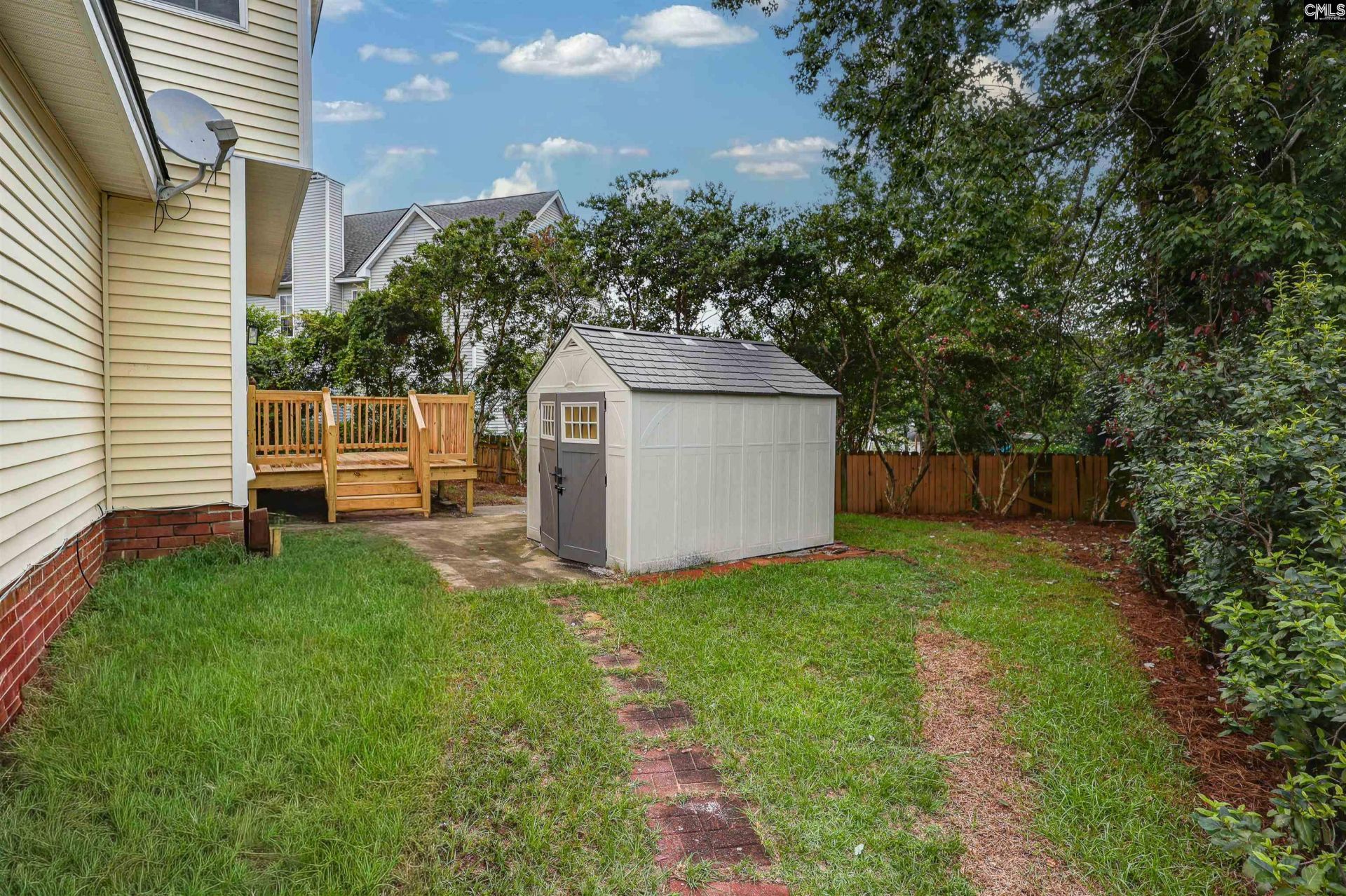 106 Royal Crest Drive Photo 35