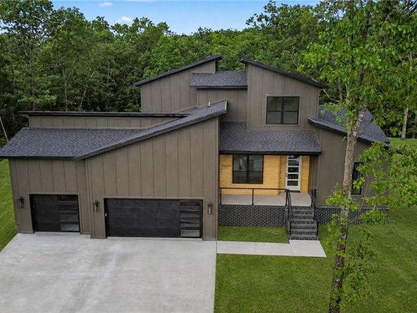 48 Cargill Drive, Bella Vista, AR 72715