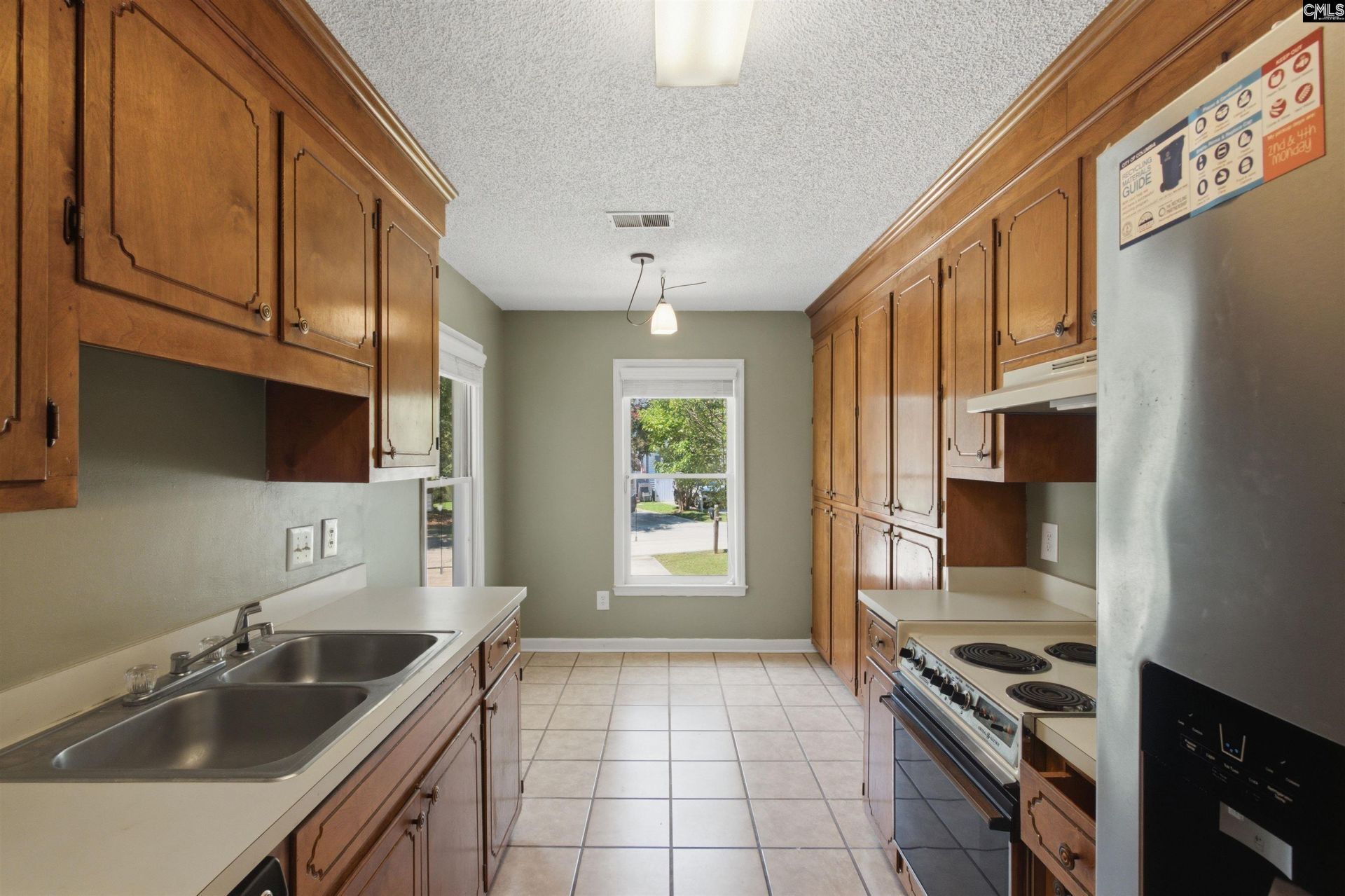 134 Village Walk Photo 11