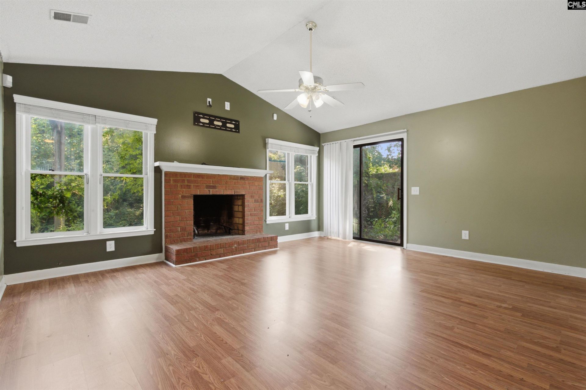 134 Village Walk Photo 15