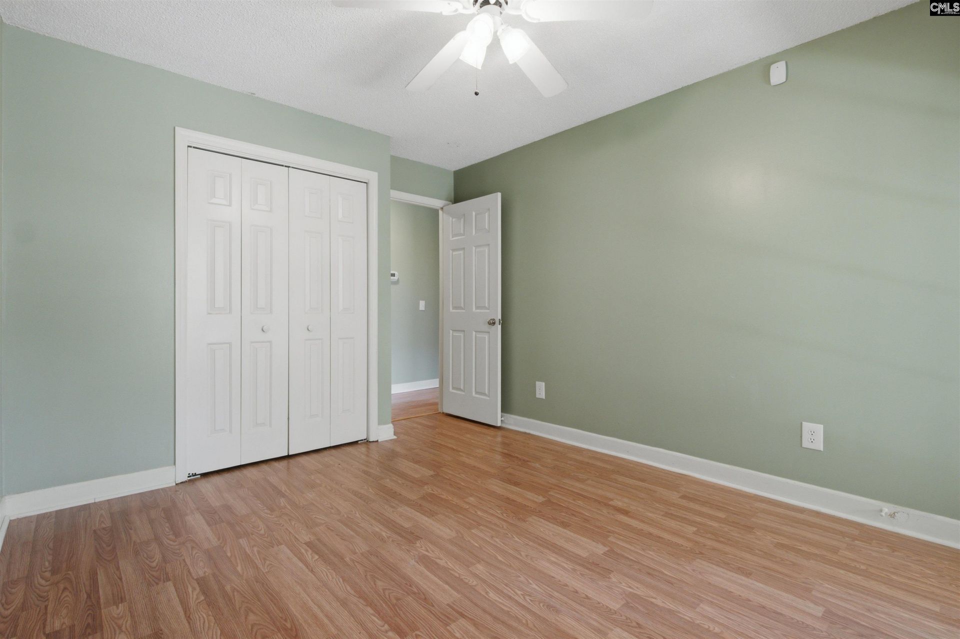 134 Village Walk Photo 25