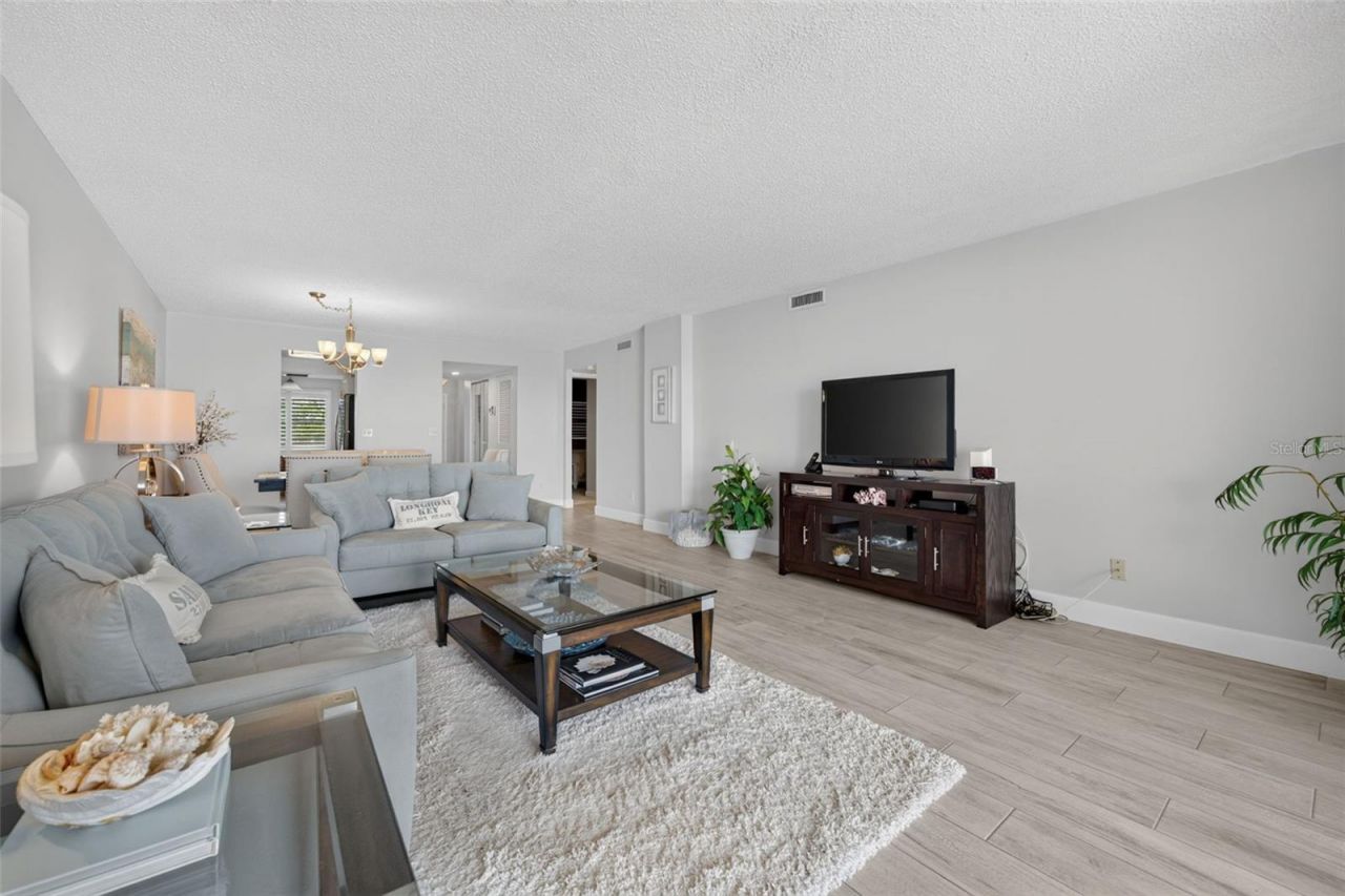 4325 Gulf Of Mexico Drive, Unit 402, Longboat Key, FL 34228 Photo