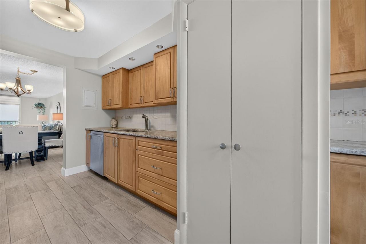 4325 Gulf Of Mexico Drive, Unit 402, Longboat Key, FL 34228 Photo