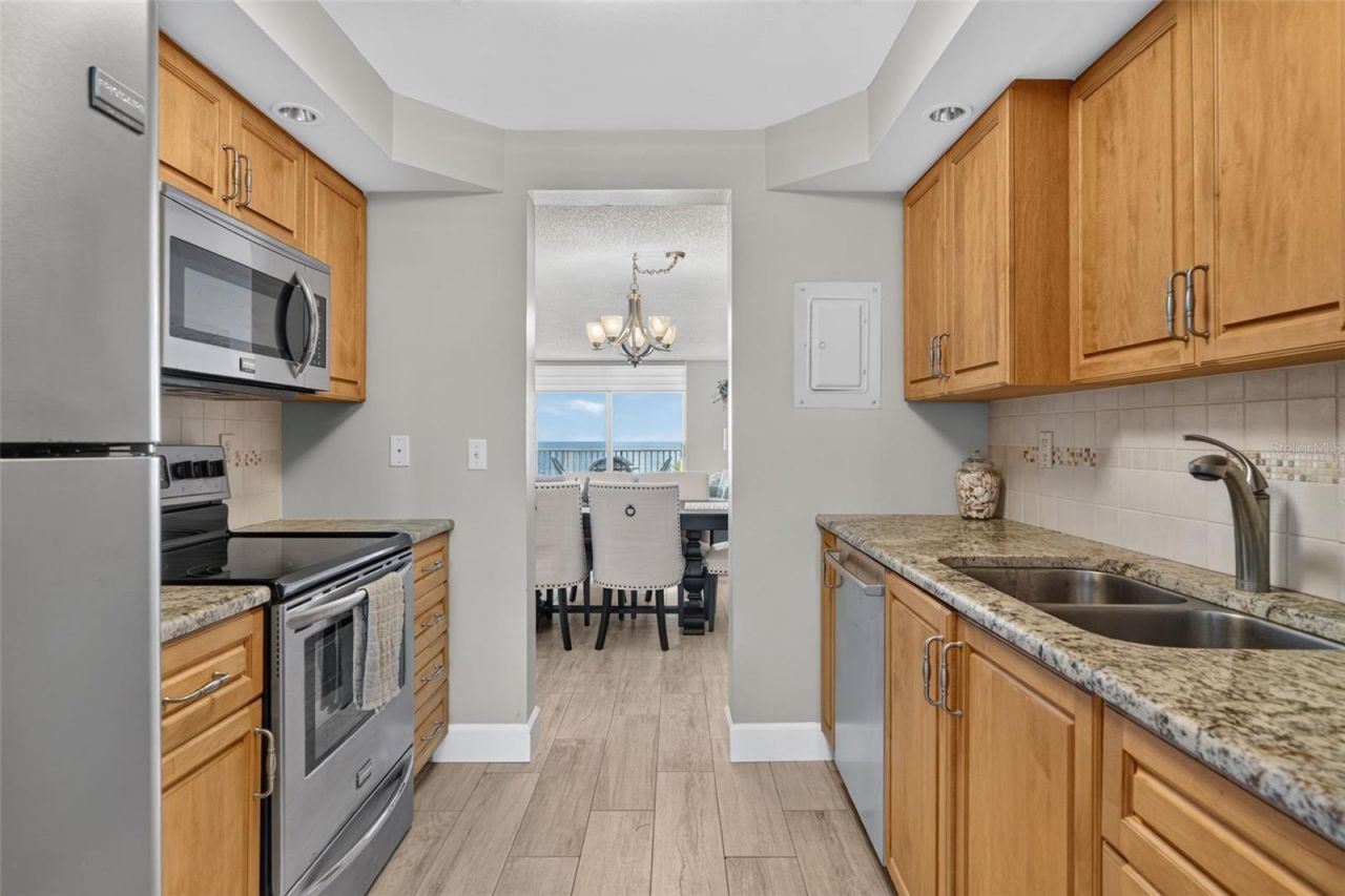 4325 Gulf Of Mexico Drive, Unit 402, Longboat Key, FL 34228 Photo