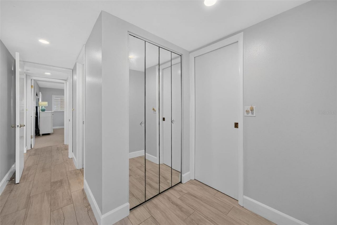 4325 Gulf Of Mexico Drive, Unit 402, Longboat Key, FL 34228 Photo