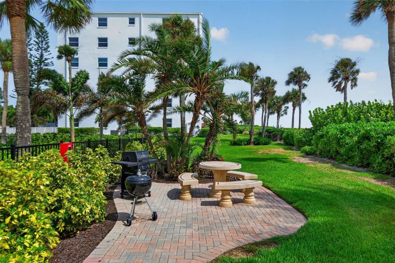 4325 Gulf Of Mexico Drive, Unit 402, Longboat Key, FL 34228 Photo