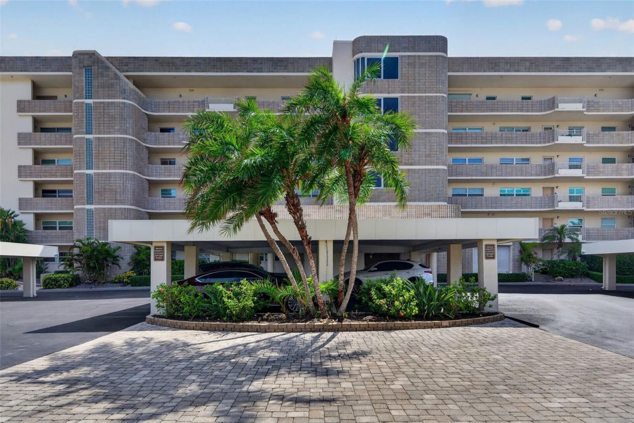 4325 Gulf Of Mexico Drive, Unit 402, Longboat Key, FL 34228 Photo