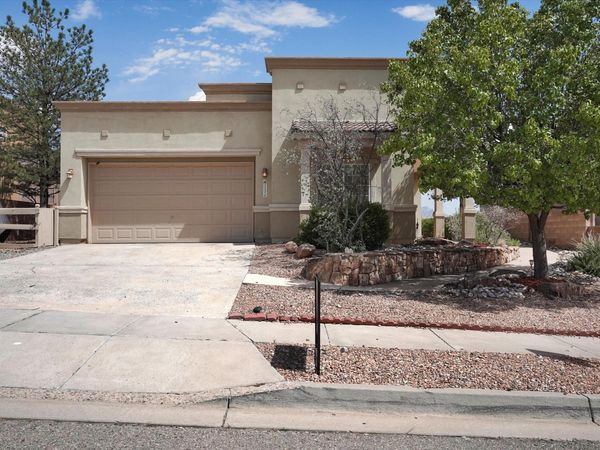 5524 Gladstone Drive NE, Rio Rancho, NM 87144