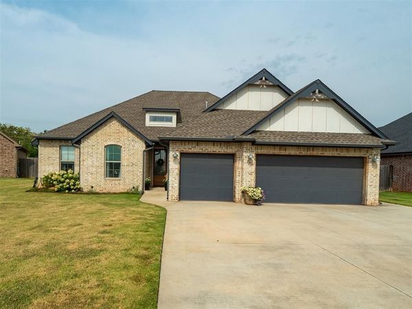 4081 Fox Ridge Road, Choctaw, OK 73020