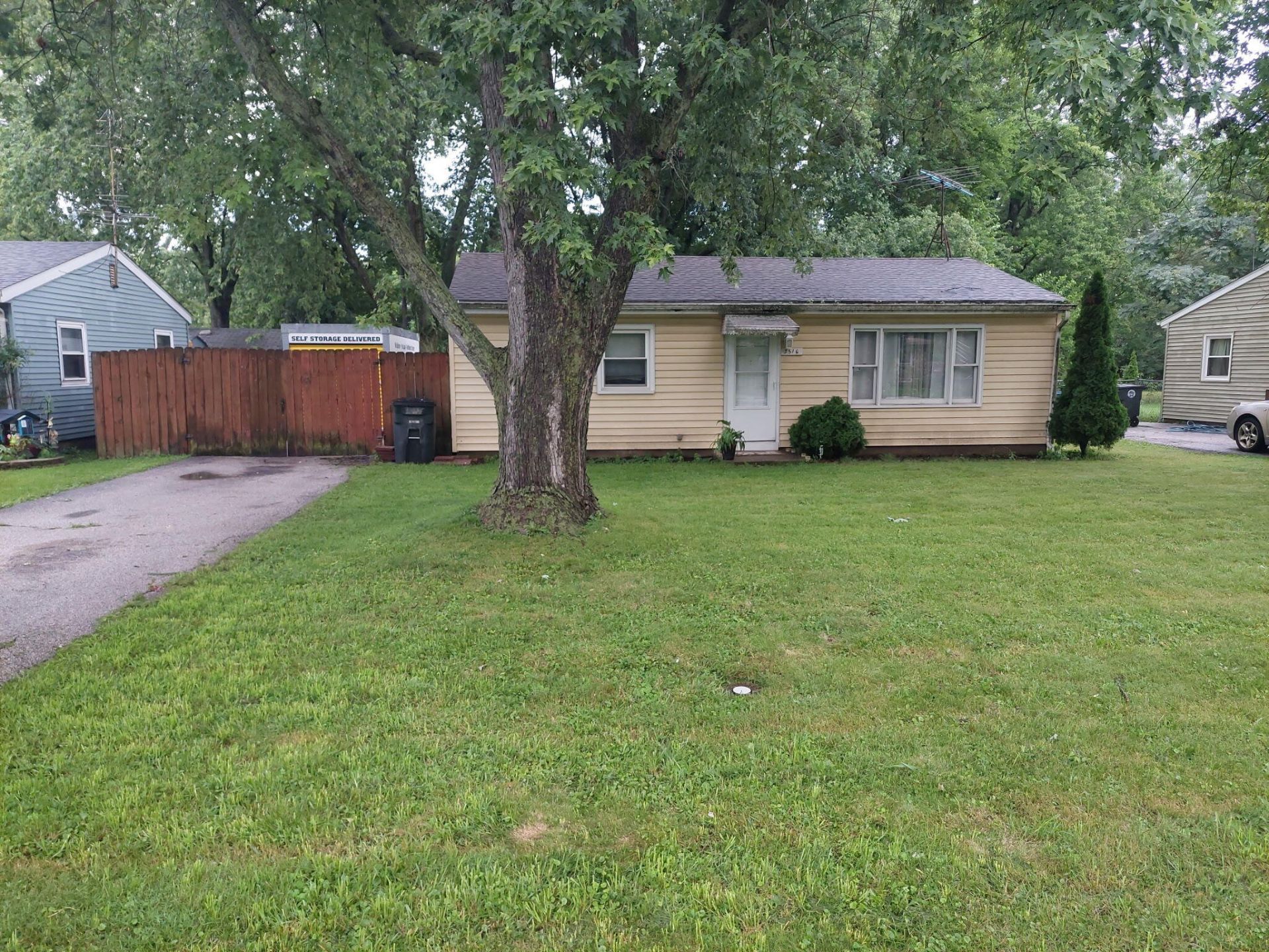 3516 Saint Joseph Place , Hobart, IN 46342 Main Photo