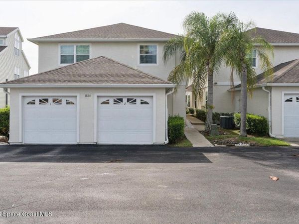 1820 Waterford Drive , Unit 2, Vero Beach, FL 32966