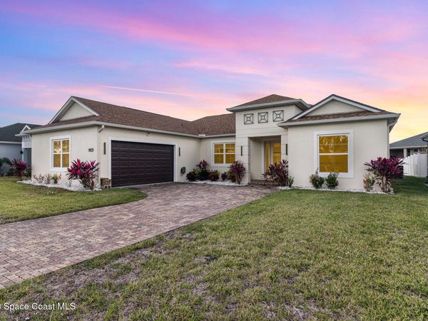1923 Crossbill Drive , Titusville, FL 32796