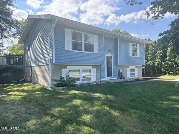 7087 County Road 1-3 Road, Swanton, OH 43558