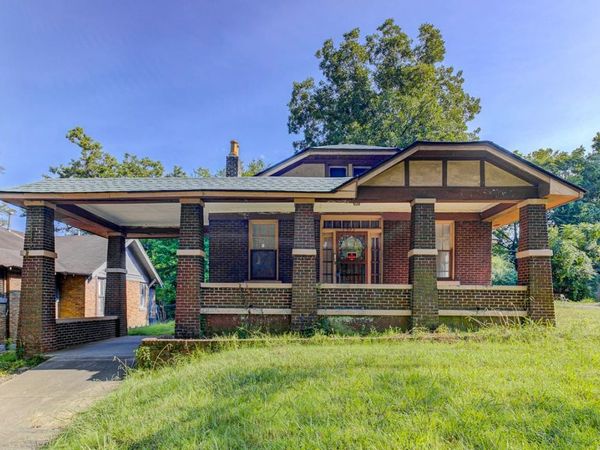 1371 S PARKWAY ST E, Memphis, TN 38106