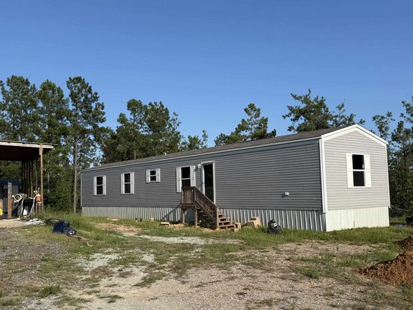 133 DOGWOOD LN, Adamsville, TN 38310