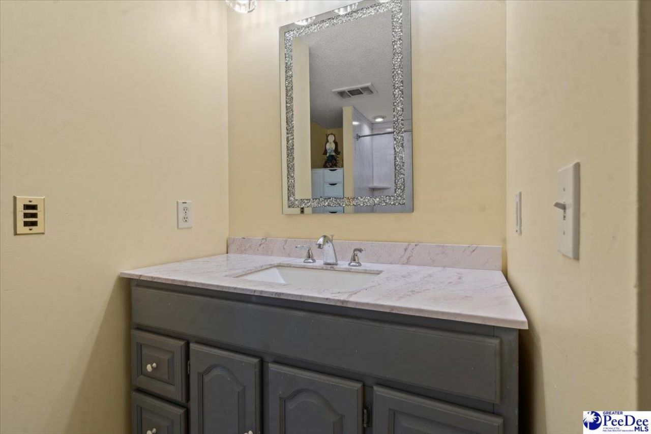4448 Charlie Cade Road Photo 7