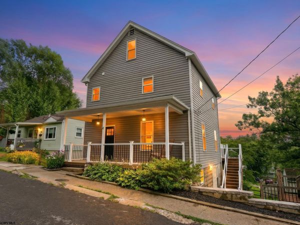 616 Globe Avenue, Morgantown, WV 26501