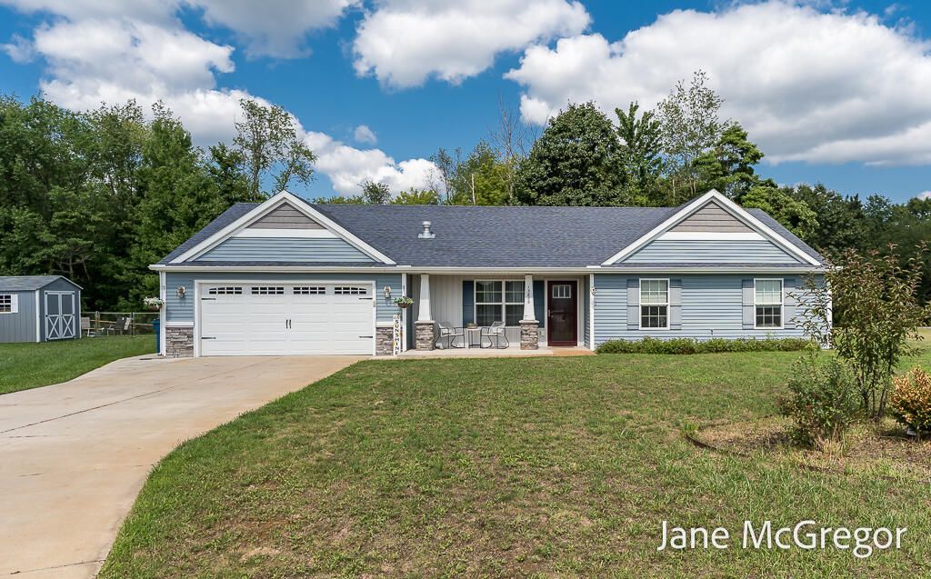 13820 E Harmony Court Ne, Sparta, MI 49345 Main Photo