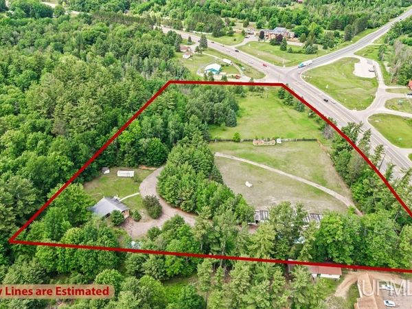 N3975 US2 Highway, Breitung Twp, MI 49801