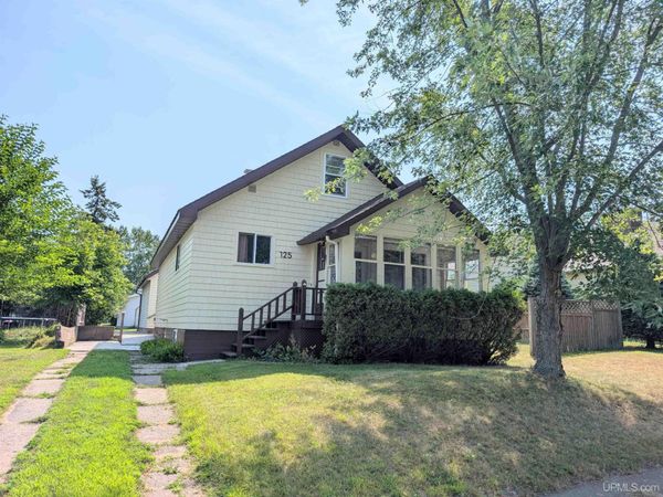 125 Hooper Street, Kingsford, MI 49802