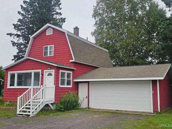 25614 Upper Street, Calumet Twp, MI 49913