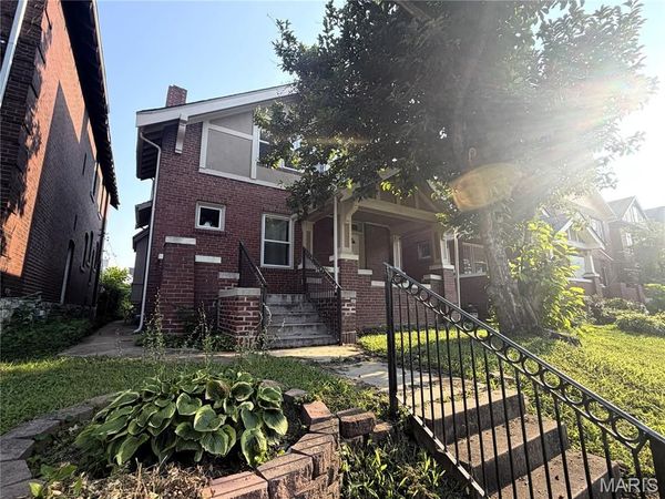 5728 Waterman Boulevard, St Louis, MO 63112