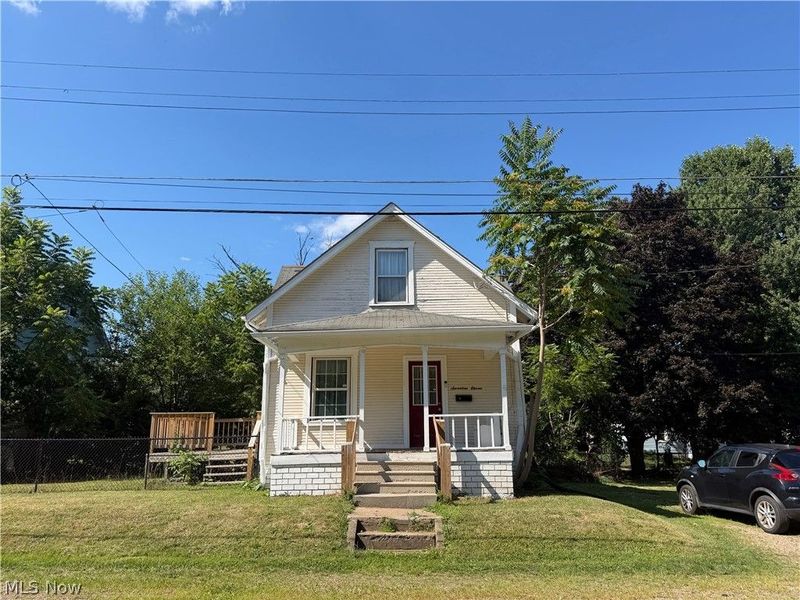 1711 Bonnot Place NE, Canton, OH 44705 Photo 1