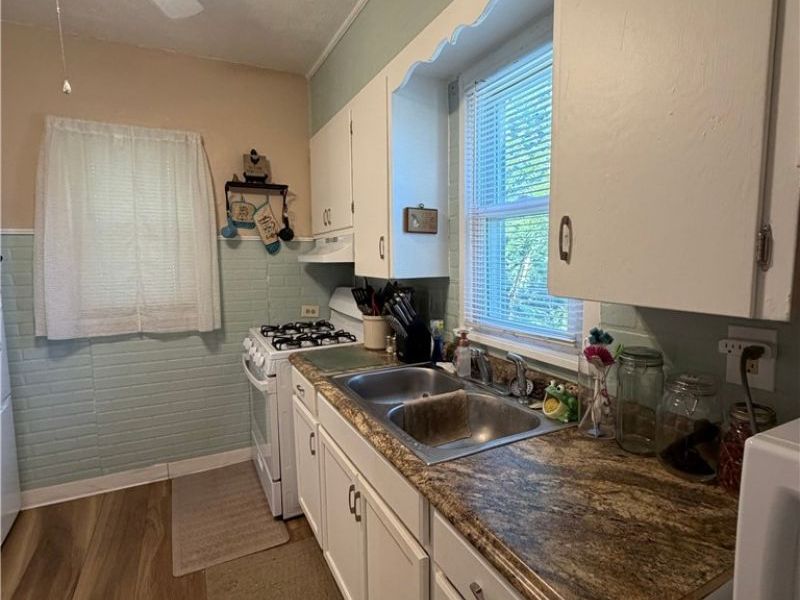 1711 Bonnot Place NE, Canton, OH 44705 Photo 10