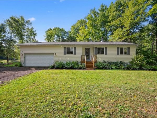 10435 Cedar Road , Chesterland, OH 44026