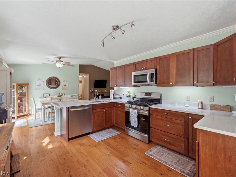 10435 Cedar Road, Chesterland, OH 44026 Photo 13