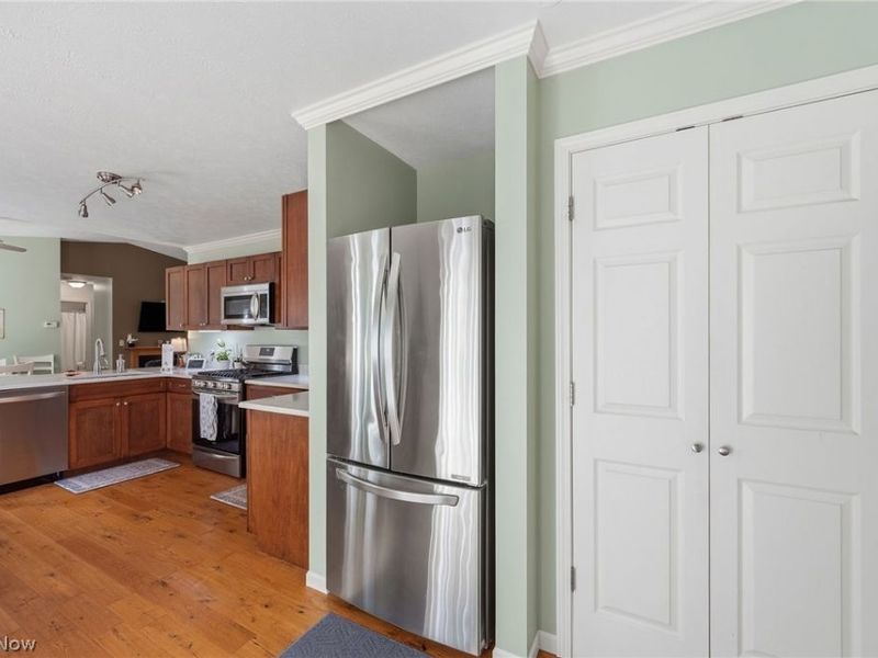 10435 Cedar Road, Chesterland, OH 44026 Photo 14