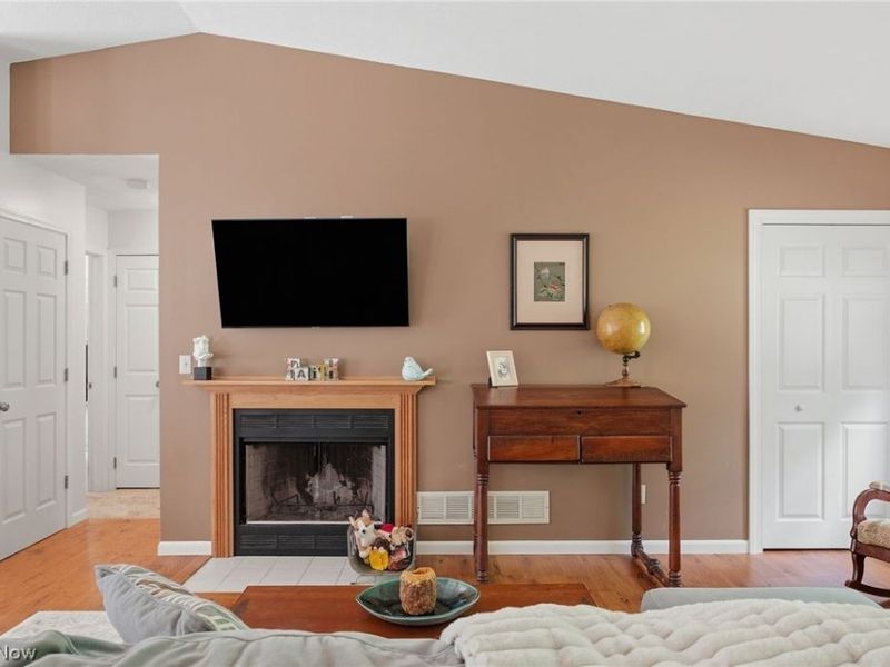 10435 Cedar Road, Chesterland, OH 44026 Photo 6