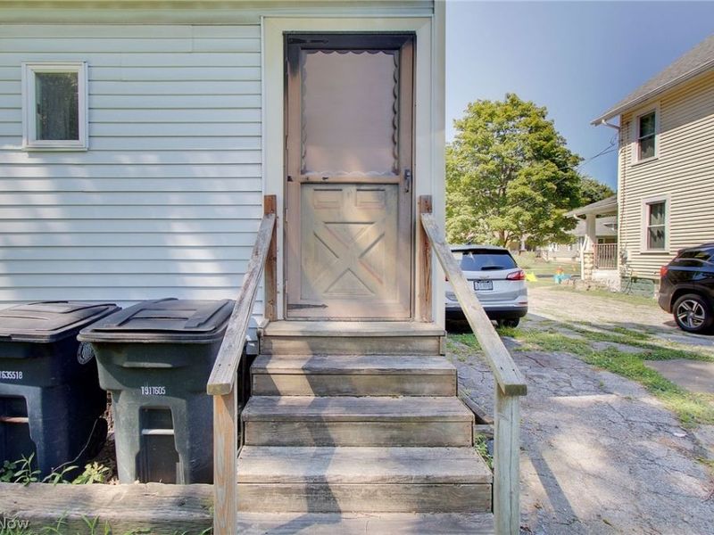 176 E Ido Avenue, Akron, OH 44301 Photo 27